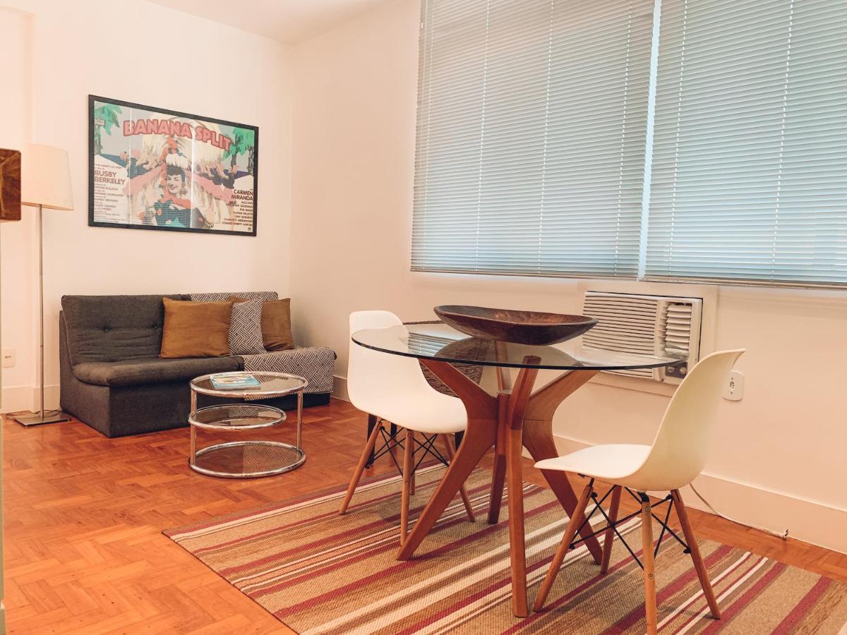 Stylish Copacabana Apartemen *